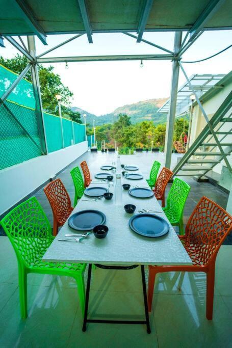 Spicy Mango Lakeside Abode - Luxurious Villa In Pawana לונבלה מראה חיצוני תמונה