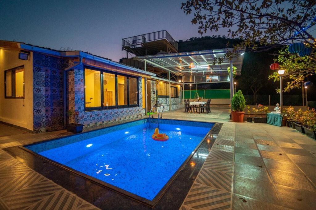 Spicy Mango Lakeside Abode - Luxurious Villa In Pawana לונבלה מראה חיצוני תמונה